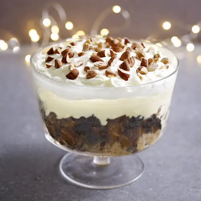 Christmas Pudding Trifle (British Dessert)