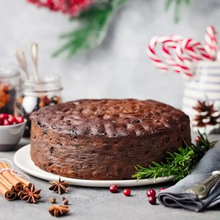 Christmas cake (British Dessert)
