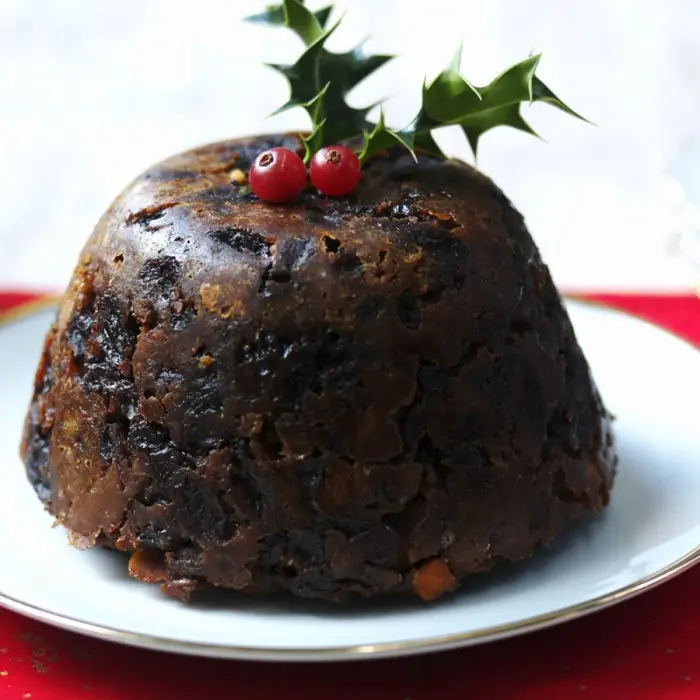 Classic Christmas pudding (British Dessert)