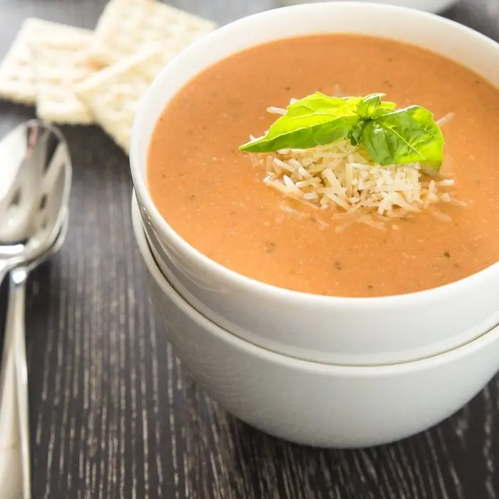 Creamy Tomato Soup (British Starter)